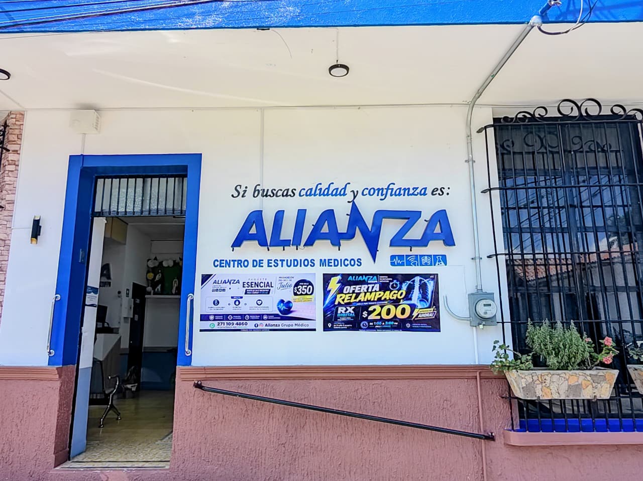 Fachada de Alianza Centro de Estudios Médicos